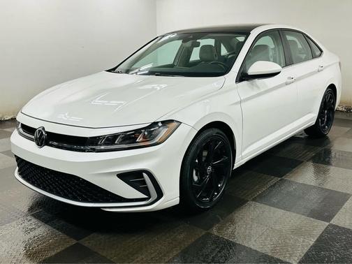 2025 Volkswagen Jetta 1.5T SE