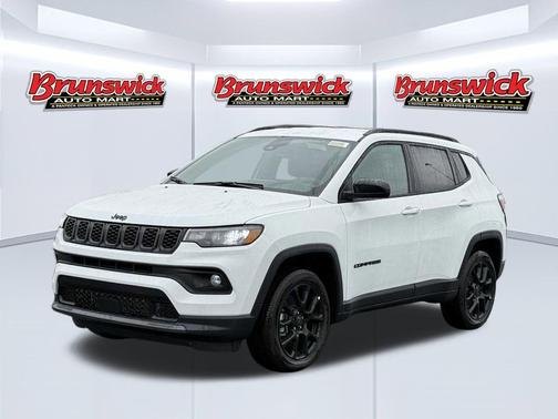 Bright White Clearcoat 2026 Jeep Compass Latitude