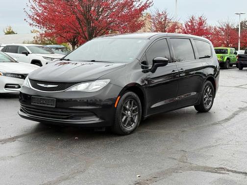 2017 Chrysler Pacifica Touring