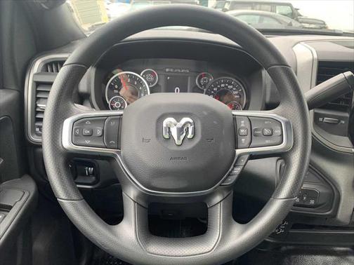 2025 RAM 2500 Tradesman Crew Cab 4x4 6'4' Box