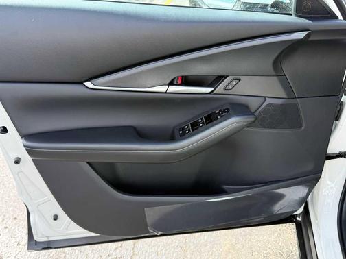 Snowflake White Pearl Mica 2026 Mazda CX-30 2.5 S Preferred Package