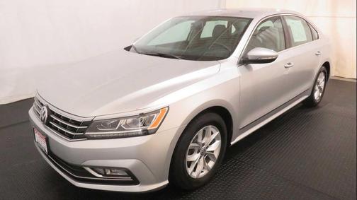 2016 Volkswagen Passat 1.8T S