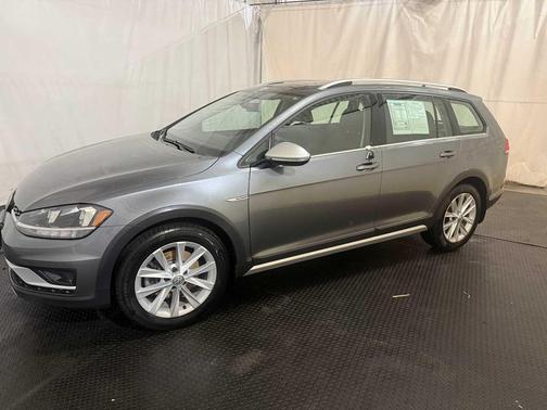 2018 Volkswagen Golf Alltrack TSI SE