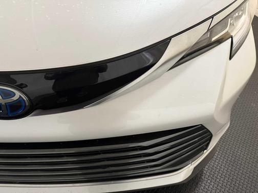 2023 Toyota Sienna Limited