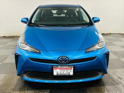 2019 Toyota Prius LE