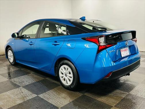 2019 Toyota Prius LE