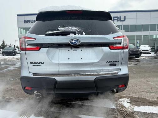 Ice Silver Metallic 2026 Subaru Ascent Onyx Edition Touring 7-Passenger