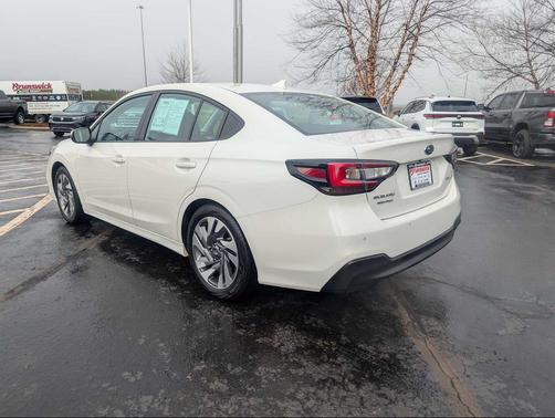 Crystal White Pearl 2023 Subaru Legacy Limited