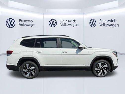 opal white pearl 2026 Volkswagen Atlas 2.0T SEL