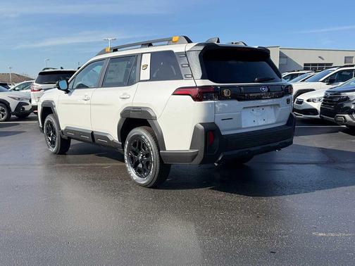 Crystal White Pearl 2026 Subaru Outback Wilderness