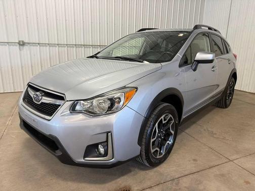 Ice Silver Metallic 2017 Subaru Crosstrek 2.0i Premium