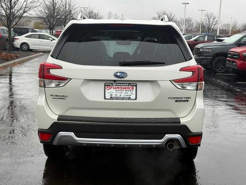 2023 Subaru Forester Touring