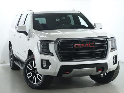 2021 GMC Yukon XL 4WD AT4