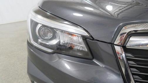 Photo 5 of 43 of 2020 Subaru Forester Limited