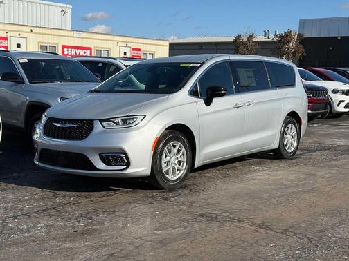 2026 Chrysler Pacifica L