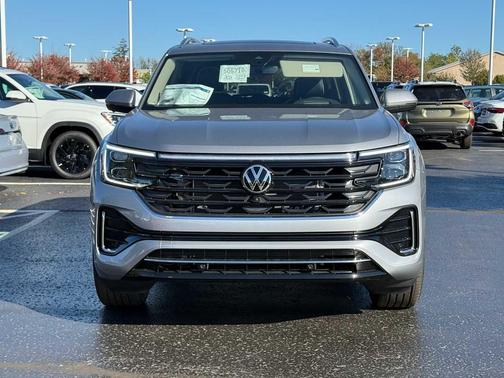 2026 Volkswagen Atlas 2.0T SEL Premium R-Line 4MOTION