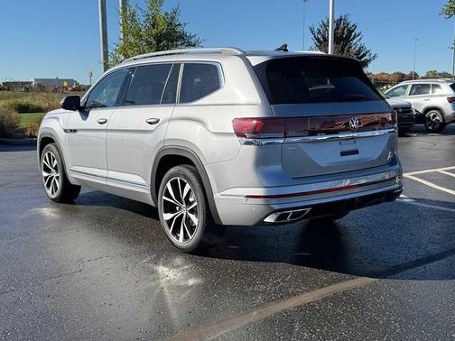 2026 Volkswagen Atlas 2.0T SEL Premium R-Line 4MOTION