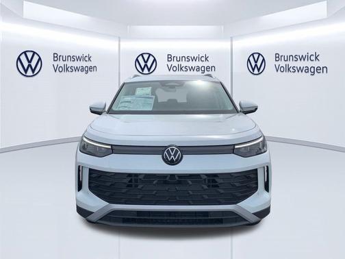 pure white 2026 Volkswagen Tiguan 2.0T S