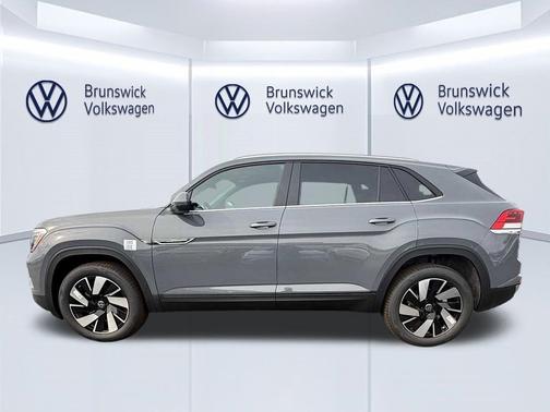 pure gray 2026 Volkswagen Atlas Cross Sport 2.0T SE w/Technology 4MOTION