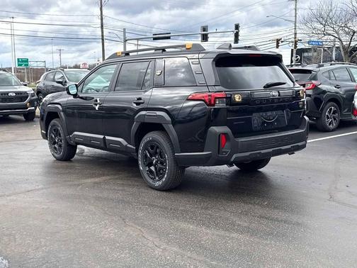 Crystal Black Silica 2026 Subaru Outback Wilderness