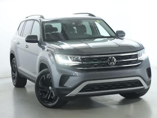 2023 Volkswagen Atlas 3.6L SE w/Technology