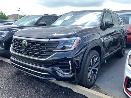 2025 Volkswagen Atlas 2.0T SEL Premium R-Line 4MOTION