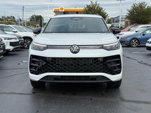 2026 Volkswagen Tiguan 2.0T SE R-Line Black 4MOTION