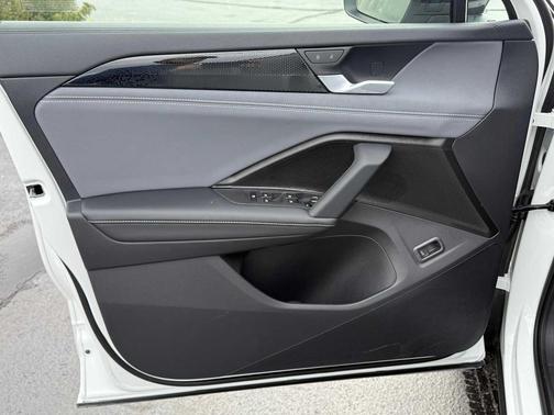 2026 Volkswagen Tiguan 2.0T SE R-Line Black 4MOTION