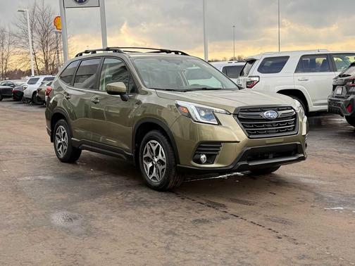2023 Subaru Forester Premium