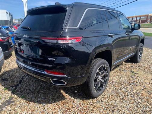 2025 Jeep Grand Cherokee Summit