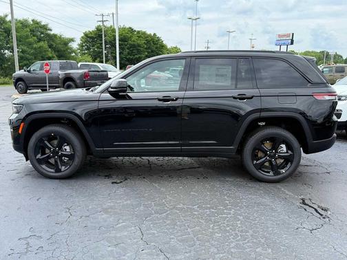 2025 Jeep Grand Cherokee Limited