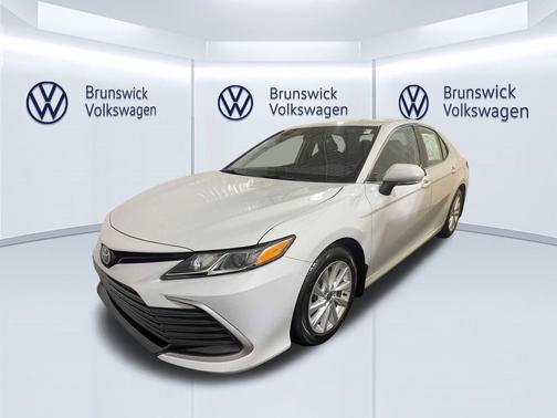 Ice Edge 2023 Toyota Camry LE