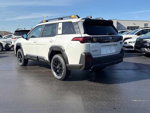 Crystal White Pearl 2026 Subaru Outback Wilderness