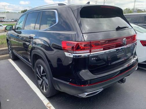 2025 Volkswagen Atlas 2.0T SEL
