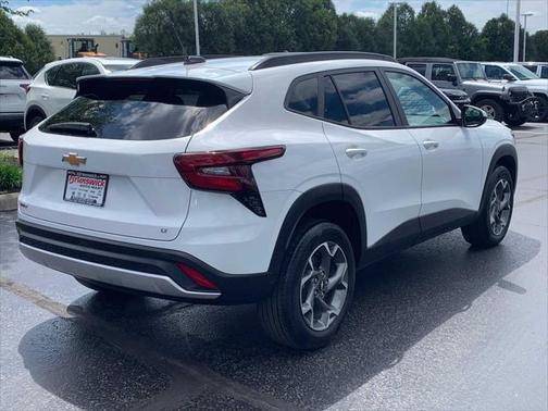 2024 Chevrolet Trax LT