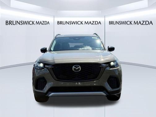 Zircon Sand Metallic 2026 Mazda CX-70 3.3 Turbo Premium