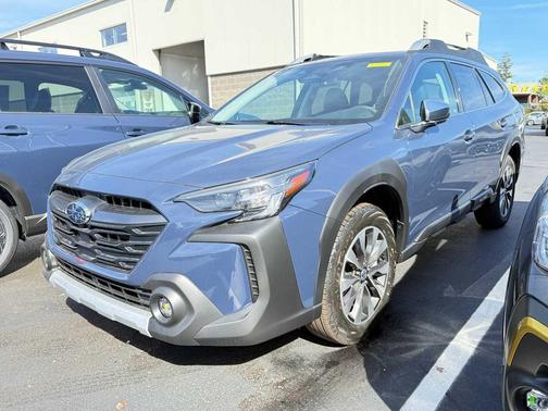 2025 Subaru Outback Touring XT