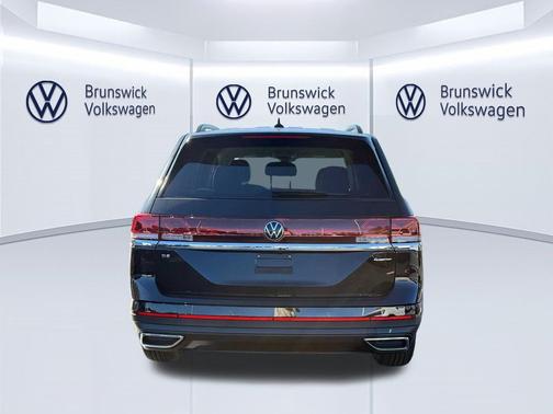 deep black pearl 2026 Volkswagen Atlas 2.0T SE