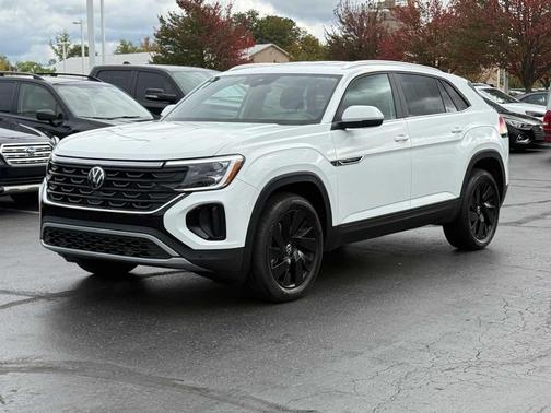 2024 Volkswagen Atlas Cross Sport 2.0T SE w/Technology 4MOTION