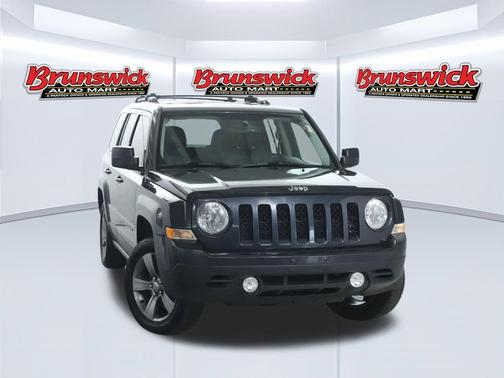 Maximum Steel Metallic Clearcoat 2014 Jeep Patriot High Altitude