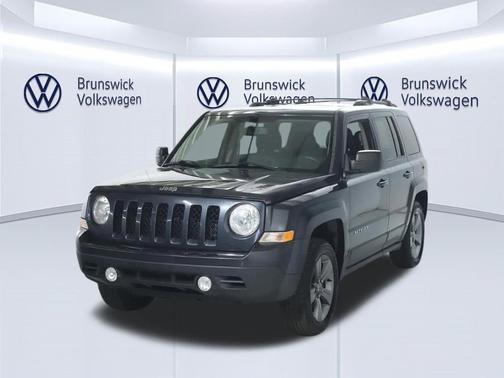 Maximum Steel Metallic Clearcoat 2014 Jeep Patriot High Altitude