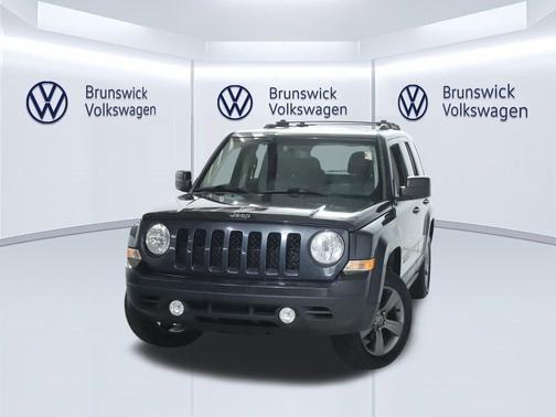 Maximum Steel Metallic Clearcoat 2014 Jeep Patriot High Altitude