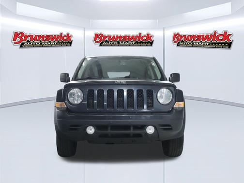 Maximum Steel Metallic Clearcoat 2014 Jeep Patriot High Altitude