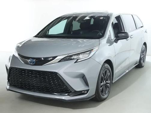 2024 Toyota Sienna XSE 7 Passenger