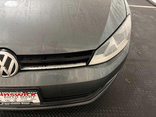 2016 Volkswagen Golf TSI S 4-Door