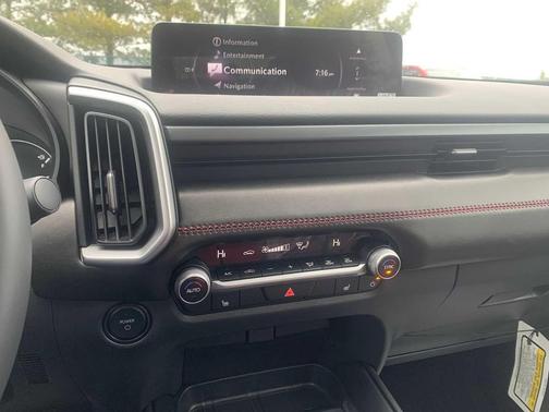 2025 Mazda CX-50 Hybrid Premium Package