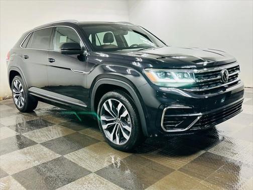2022 Volkswagen Atlas Cross Sport 3.6L V6 SEL Premium R-Line