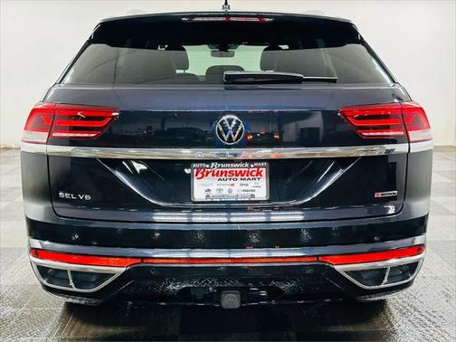 2022 Volkswagen Atlas Cross Sport 3.6L V6 SEL Premium R-Line