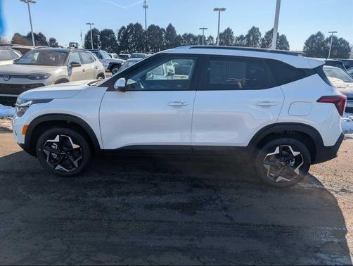 2025 Kia Seltos S