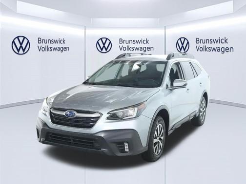 Ice Silver Metallic 2021 Subaru Outback Premium